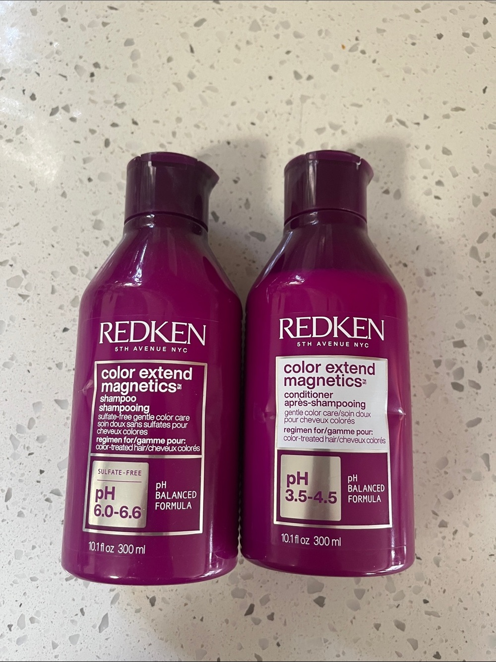 Redken Color Extend Magnetics Shampoo & Conditioner Set - Purple bottle